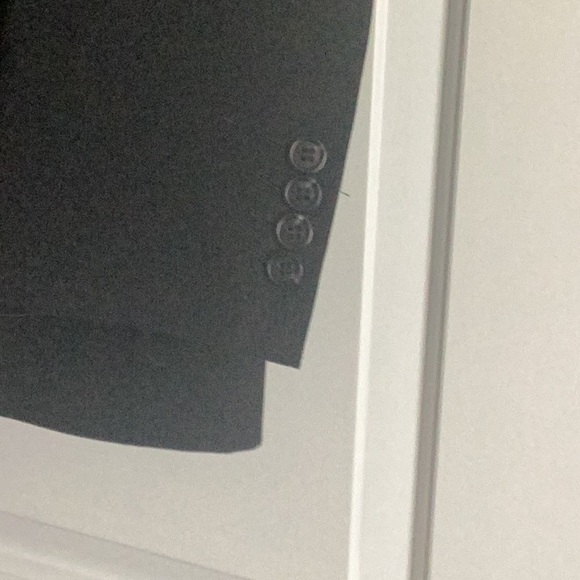 Men’s suit - Picture 2 of 7